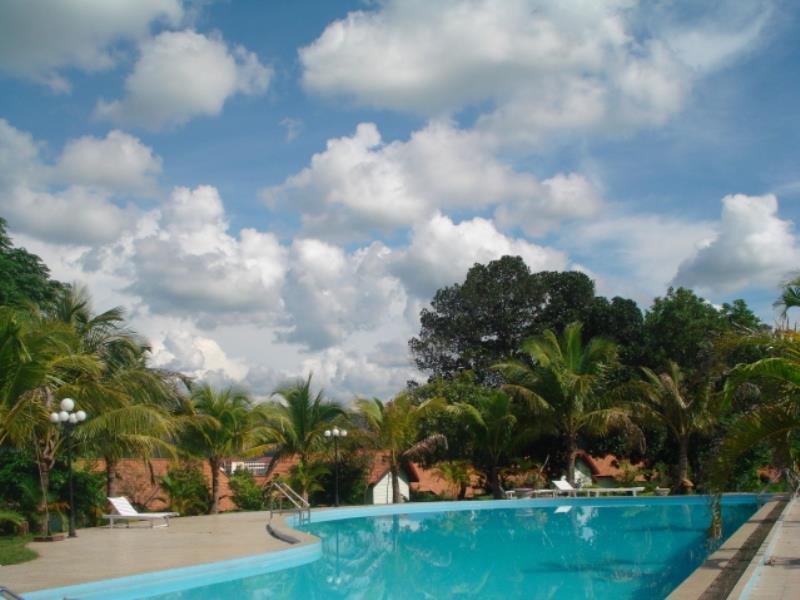 Lak Resort Buon Ma Thuot Exterior photo